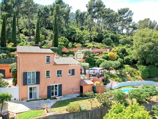 Maison vente à Arrondissement de Toulon, Toulon