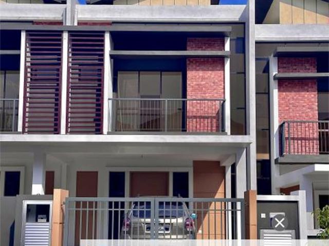 House for sale in Tanjong Sepat, Selangor