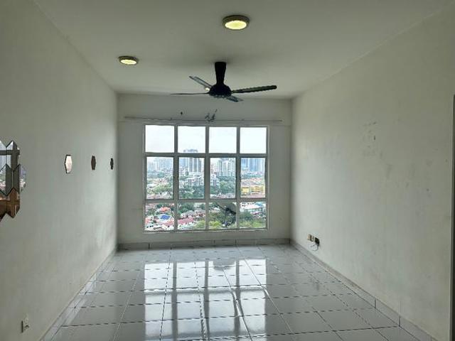 Serviced Residence for rent in Country Heights Damansara, Kuala Lumpur