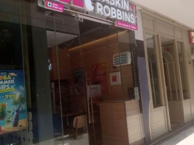 Commercial for sale in Hariana