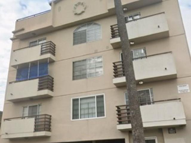 Apartment for rent in Canoga Park, California