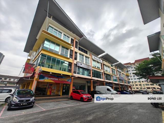 Shop for rent in Country Heights Damansara, Kuala Lumpur