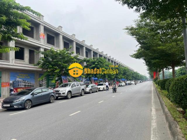 Nhà mặt phố bán