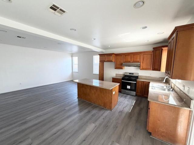 Apartment for rent in La Puente, California