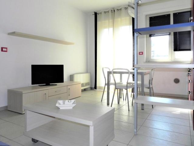 Villa Indipendente in affitto a Circoscrizione 7, Piemonte