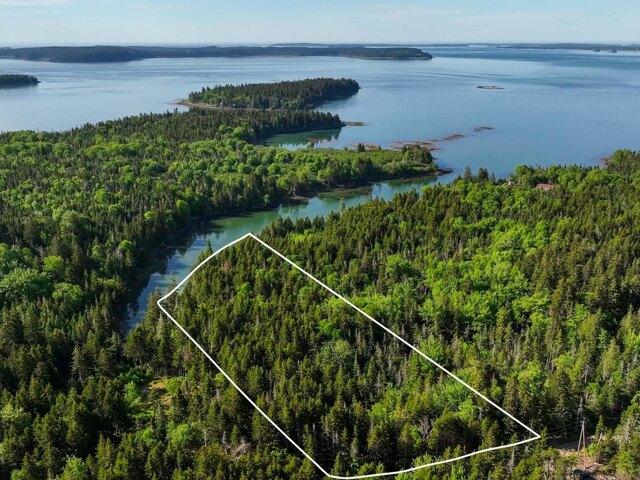 Land for sale in Maine