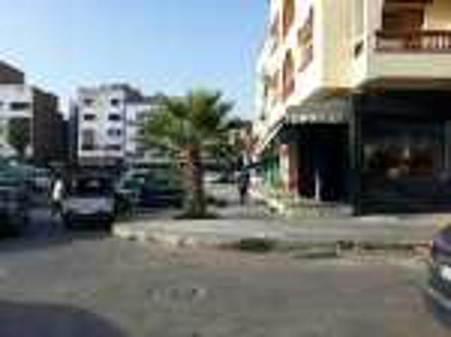 Local commercial location à Salé