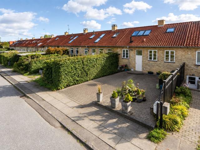 Ejendom til salg i Buddinge, Brøndby