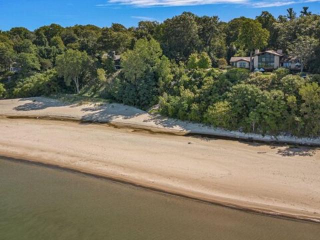 House for sale in Coloma