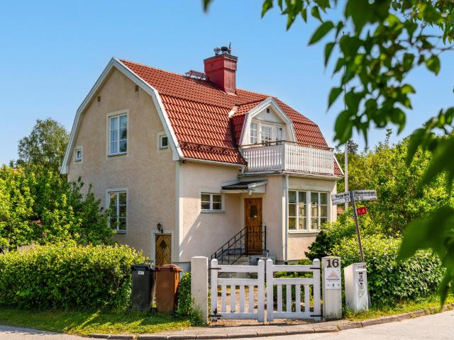 Villa till salu i Stockholm