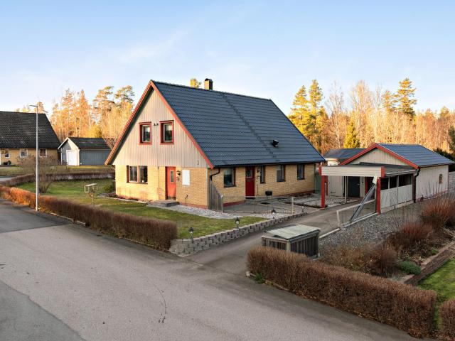 Bostad till salu i Hovmantorp, Kronoberg