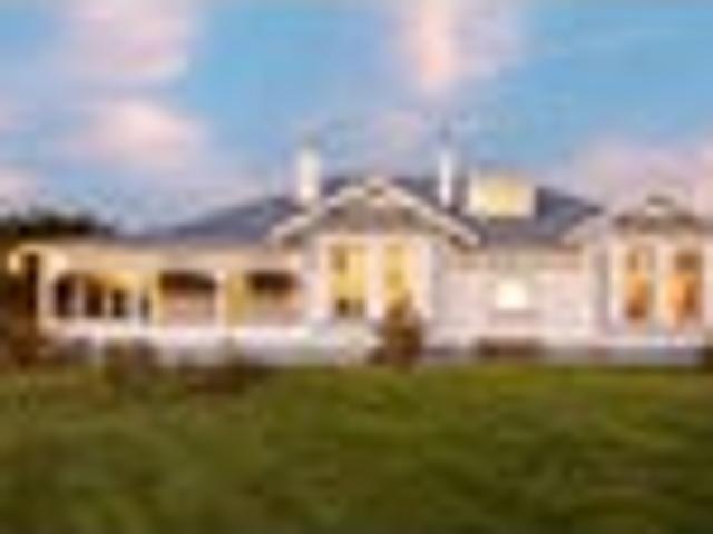 House for sale in Otakou