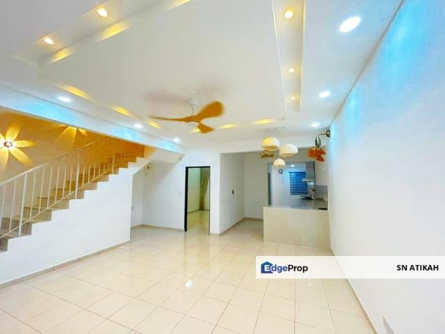House for rent in M Senyumia, Sepang