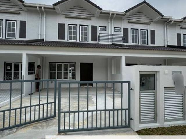 House for rent in M Senyumia, Sepang