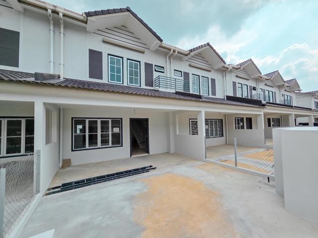 Terraced House for sale in Tanjong Sepat, Selangor
