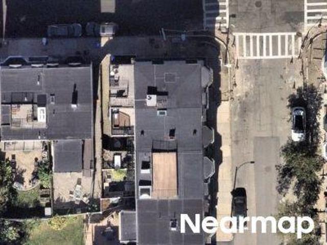 House for sale in Seaport, Boston