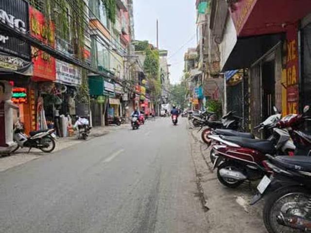 Nhà mặt phố bán tại Hoàn Kiếm, Hà Nội