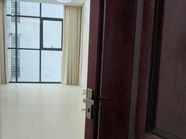 Nhà mặt phố bán tại Hoàn Kiếm, Hà Nội