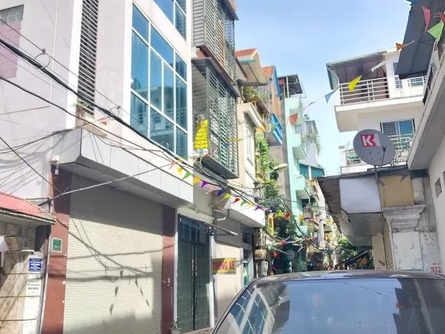 Nhà mặt phố bán tại Hoàn Kiếm, Hà Nội
