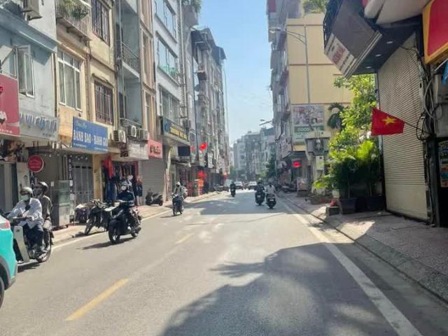 Nhà mặt phố bán tại Hoàn Kiếm, Hà Nội