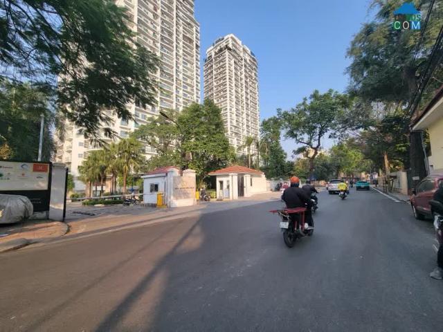 Nhà mặt phố bán tại Hoàn Kiếm, Hà Nội