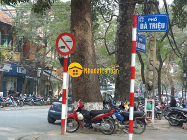 Nhà mặt phố bán