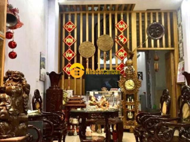 Nhà mặt phố bán