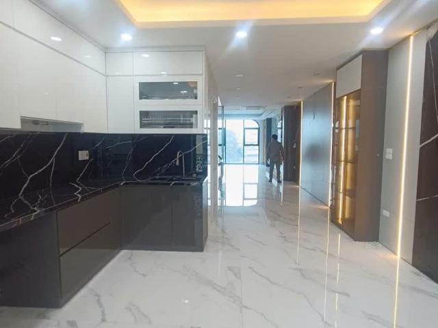 Nhà mặt phố bán tại Hoàn Kiếm, Hà Nội