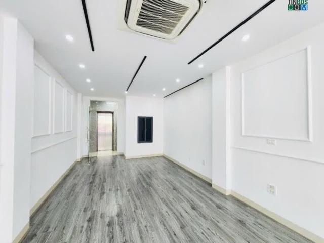 Nhà mặt phố bán tại Hoàn Kiếm, Hà Nội