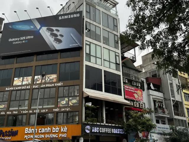 Nhà mặt phố bán tại Hoàn Kiếm, Hà Nội