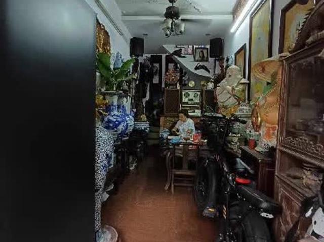 Nhà mặt phố bán tại Hoàn Kiếm, Hà Nội
