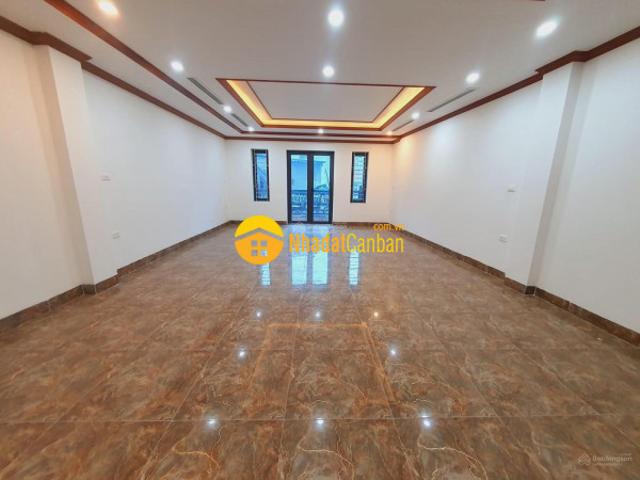 Nhà mặt phố bán