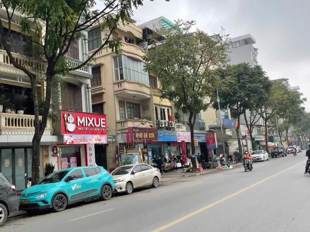 Nhà mặt phố bán tại Hoàn Kiếm, Hà Nội