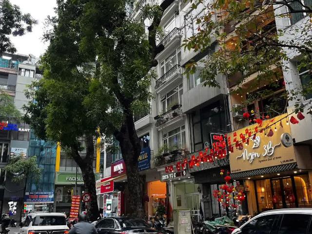 Nhà mặt phố bán tại Hoàn Kiếm, Hà Nội