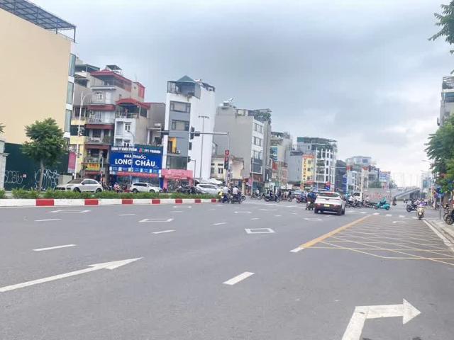 Nhà mặt phố bán tại Hoàn Kiếm, Hà Nội