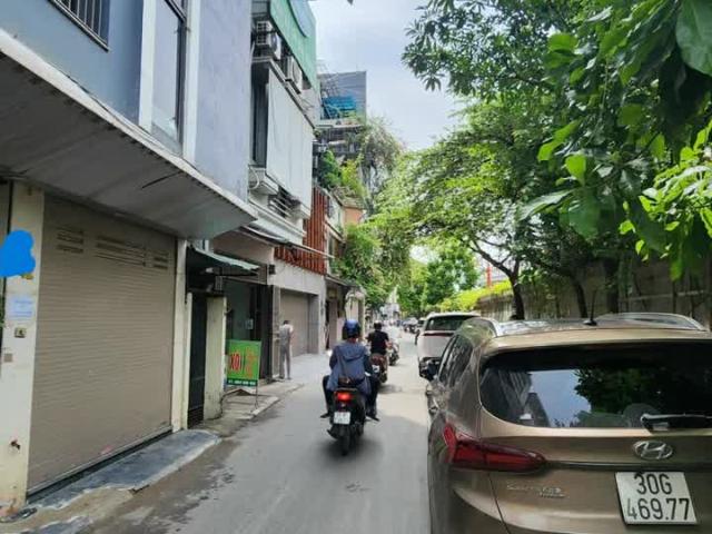 Nhà mặt phố bán tại Hoàn Kiếm, Hà Nội