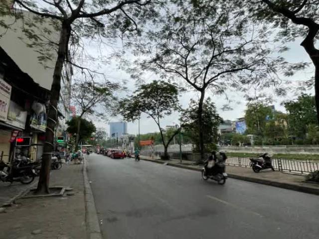 Nhà mặt phố bán tại Hoàn Kiếm, Hà Nội