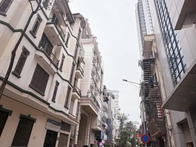 Nhà bán tại Hoàn Kiếm, Hà Nội