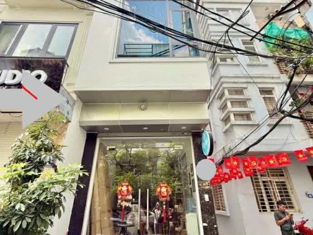Nhà mặt phố bán tại Hoàn Kiếm, Hà Nội