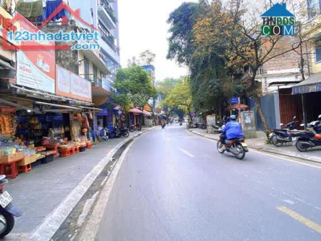 Nhà mặt phố bán tại Hoàn Kiếm, Hà Nội