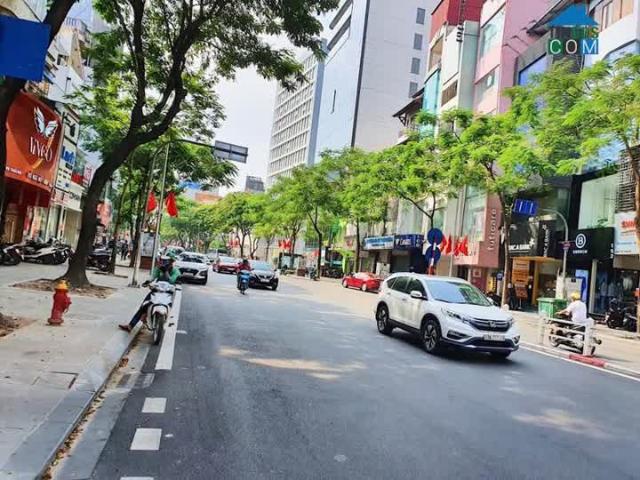 Nhà mặt phố bán tại Hoàn Kiếm, Hà Nội