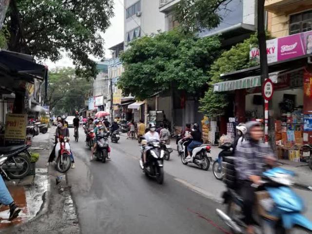 Nhà mặt phố bán tại Hoàn Kiếm, Hà Nội