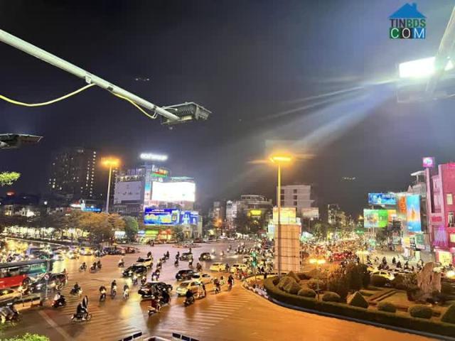 Nhà mặt phố bán tại Hoàn Kiếm, Hà Nội