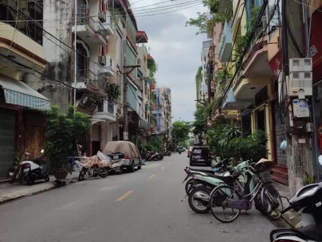 Nhà mặt phố bán tại Hoàn Kiếm, Hà Nội