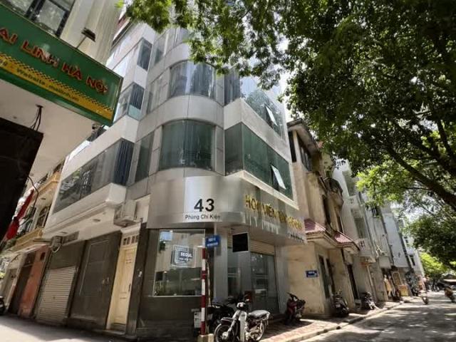 Nhà mặt phố bán tại Hoàn Kiếm, Hà Nội