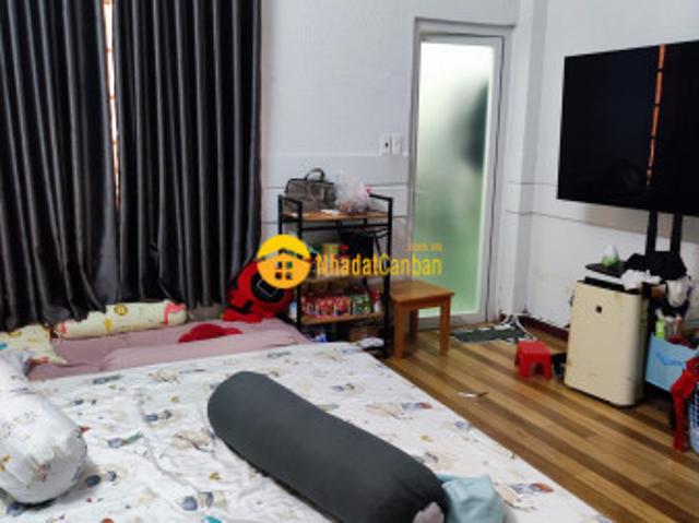 Nhà mặt phố bán