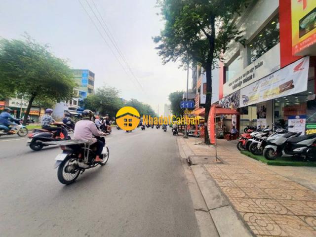 Nhà mặt phố bán
