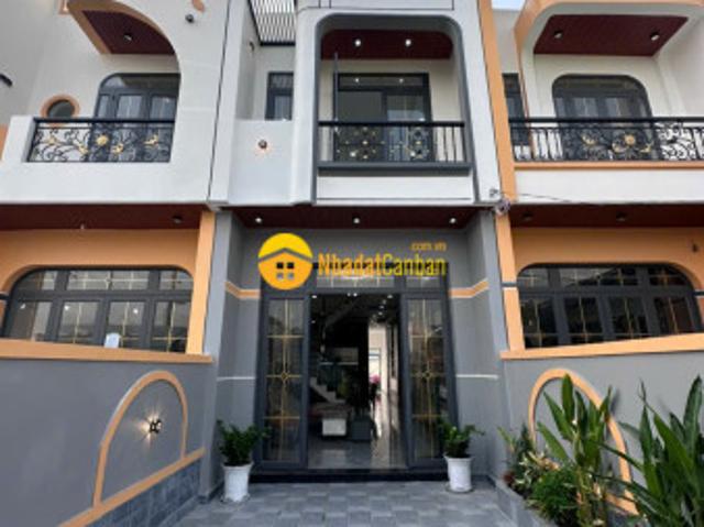 Nhà mặt phố bán tại Hồ Chí Minh