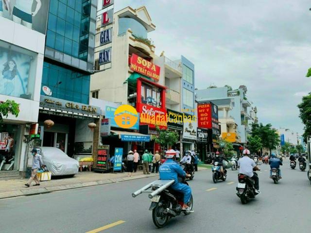 Nhà mặt phố bán