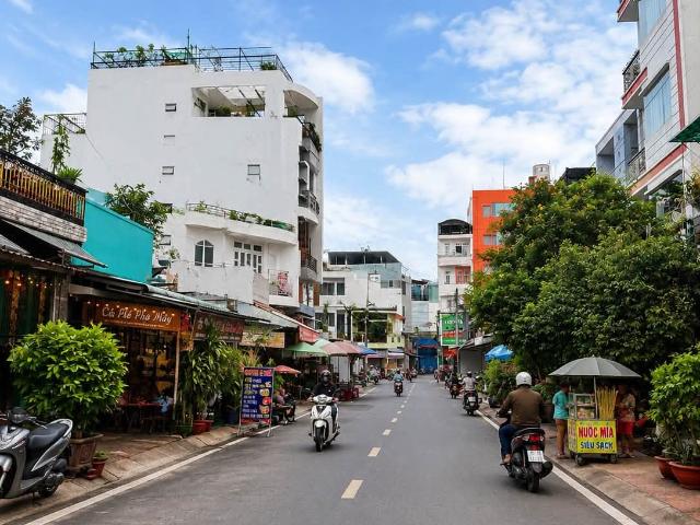 Nhà mặt phố bán